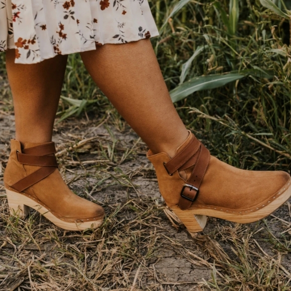 🆕️ Free People Bungalow Clog Ankle Boot - Picture 1 of 10